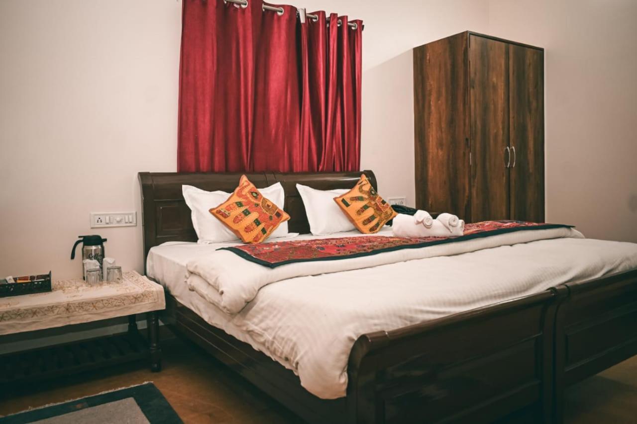 Hotel Sanjay Villas Джайсалмер Экстерьер фото
